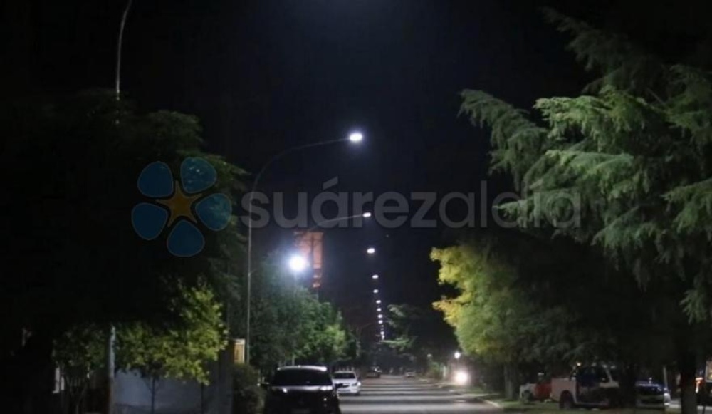 Suárez Led: el programa que busca el recambio de las antiguas farolas de sodio por modernas luces LED
