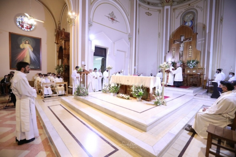 La ordenación sacerdotal de Sergio Boudou en imágenes
