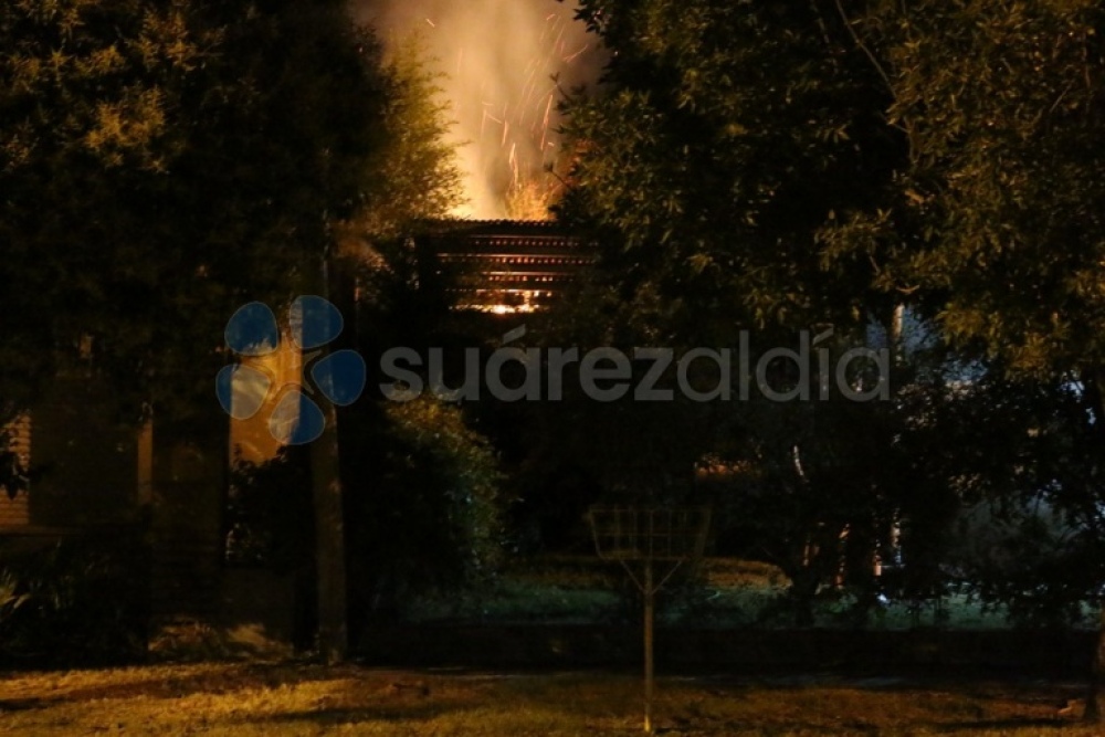 Se incendió un galpón en pueblo San José
