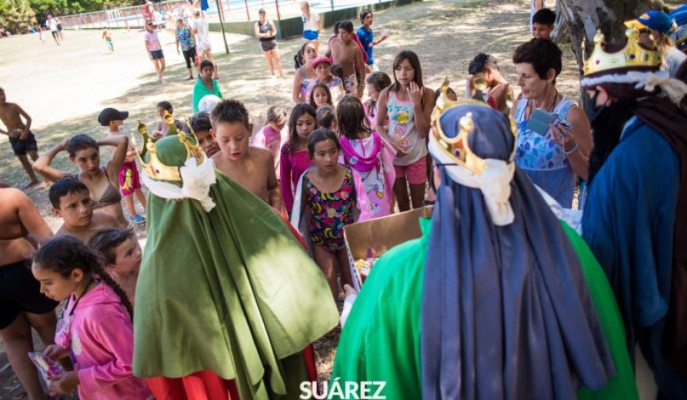 Los Reyes Magos visitaron las sedes de Verano +ATR
