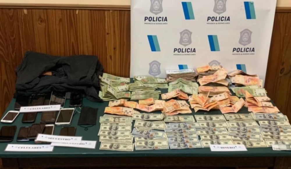 La Policía encontró casi 600.000 pesos y 4.000 dólares en Suárez tras el robo a una financiera de Dorrego
