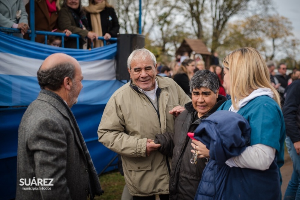 Villa Belgrano: Un desfile con fervor patriótico
