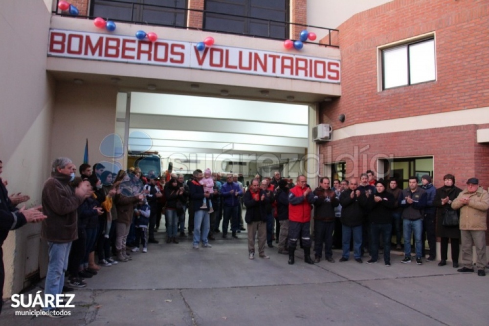 Los Bomberos Voluntarios de Coronel Suárez celebraron su día con un cuartel de puertas abiertas
