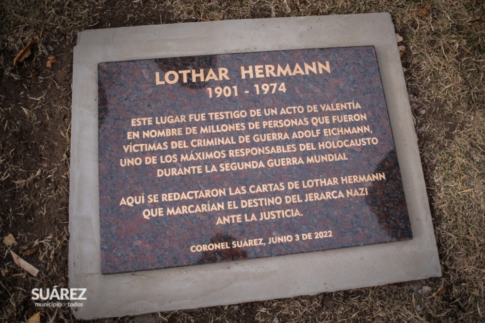 Homenaje permanente del pueblo de Coronel Suárez a Lothar Hermann
