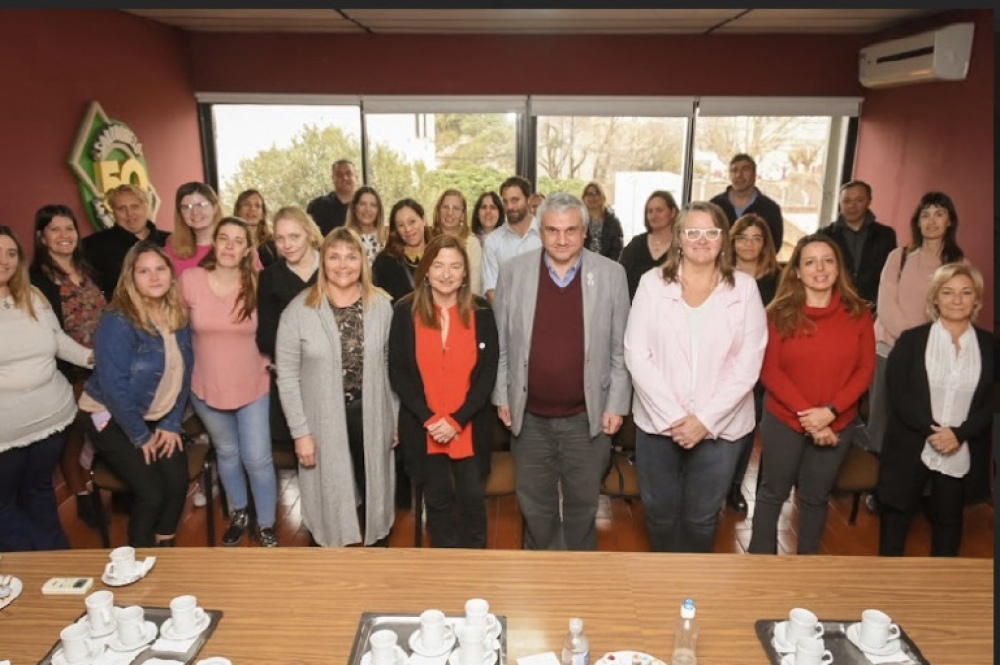 La ministra de las mujeres, políticas de género y diversidad sexual de la provincia visitó la región Sexta
