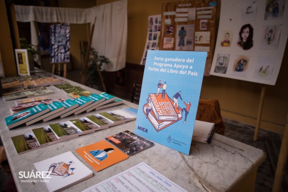 La Feria del Libro de Coronel Suárez convocó y movilizó a la población al apasionante arte de la lectura
