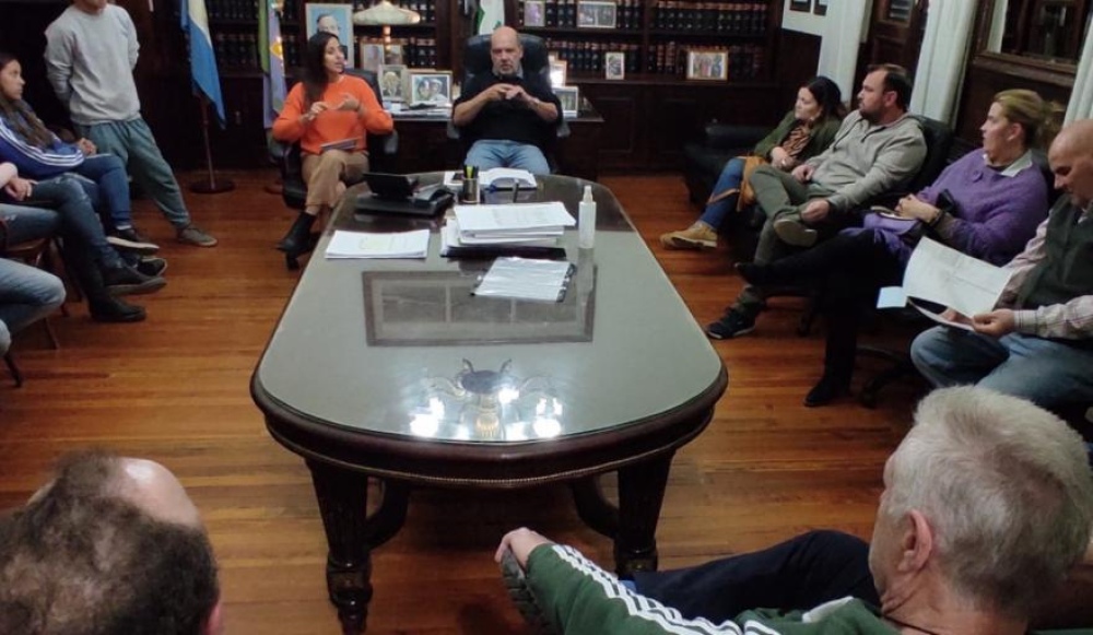 Pueblo San José: Vecinos se reunieron con el Intendente por la obra de gas natural
