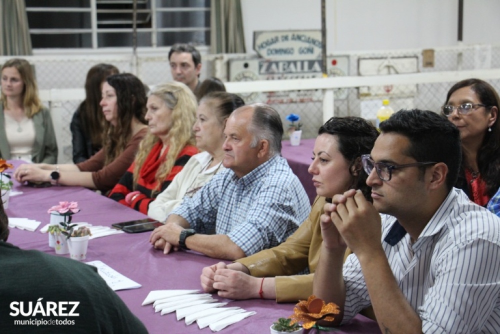 La directora Guillermina Alebuena agradeció a todos los que hicieron posible la obra del quincho del Hogar
