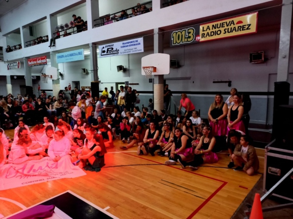 El 3º torneo de Danzas SyS puso en el escenario a más de 600 bailarines bajo la mirada de un renombrado jurado
