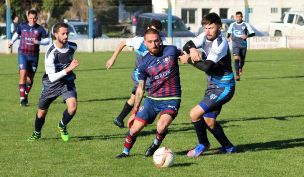 La Liga Regional de Fútbol juega la penúltima fecha del Torneo Clausura y varios equipos buscan la clasificación
