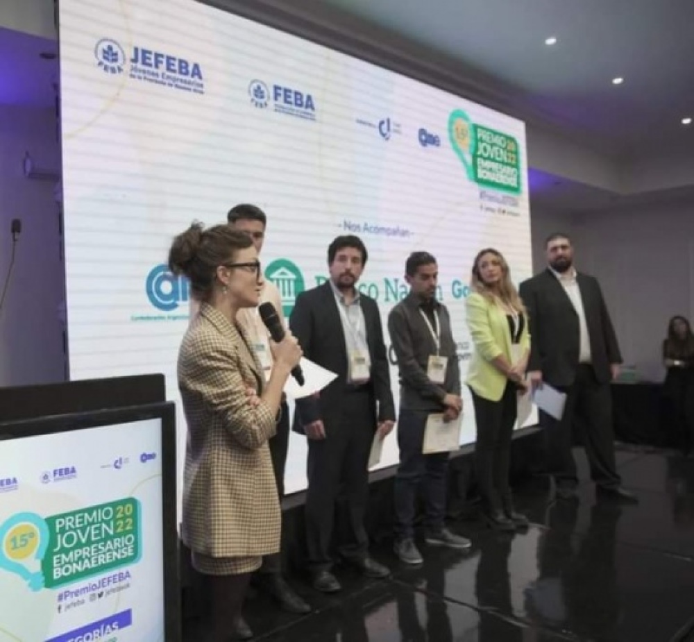Matías Sterz obtuvo el premio provincial Joven Empresario en su categoría convivencia generacional
