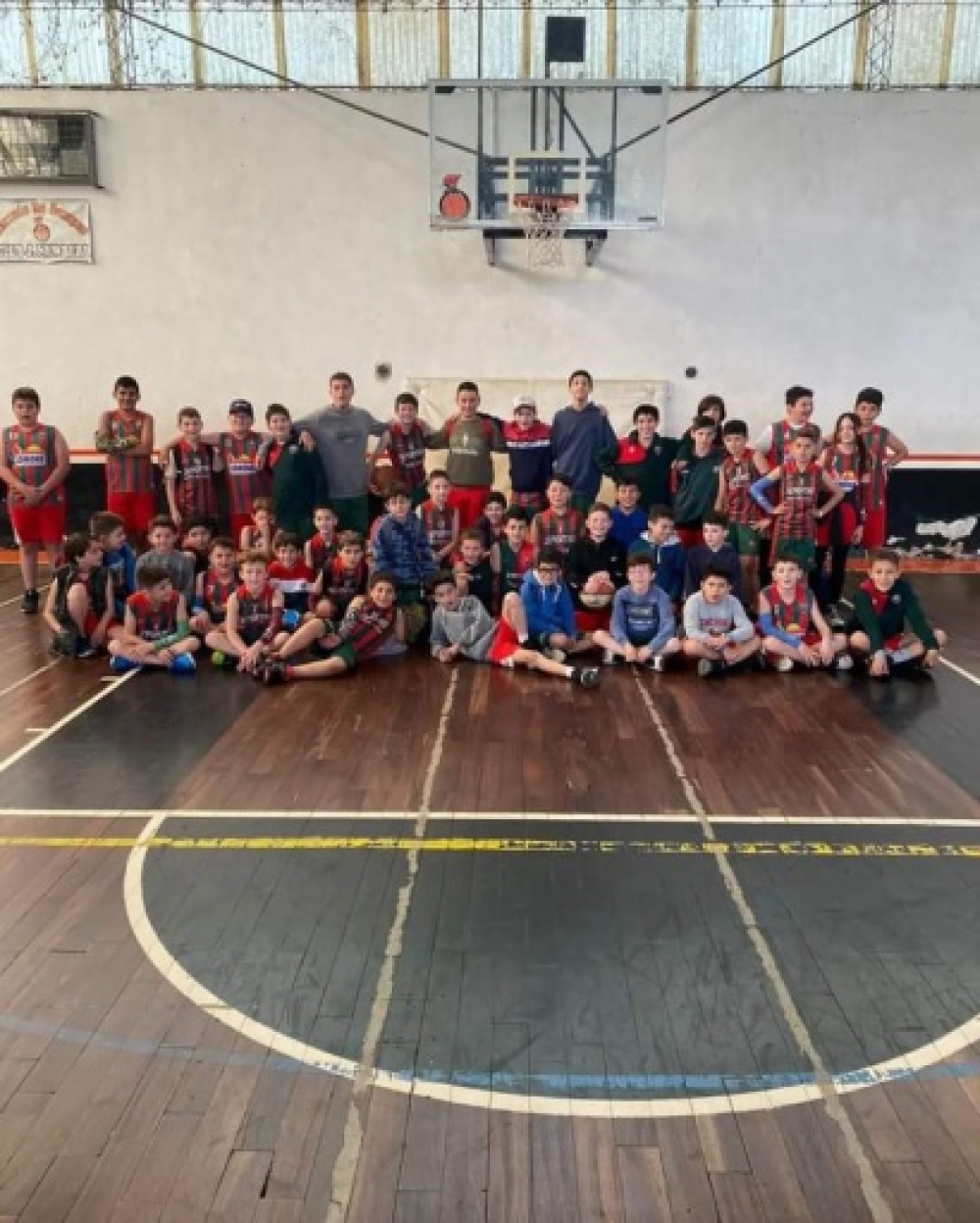 Deportivo Sarmiento participó de un encuentro nacional de minibasquet en Tandil
