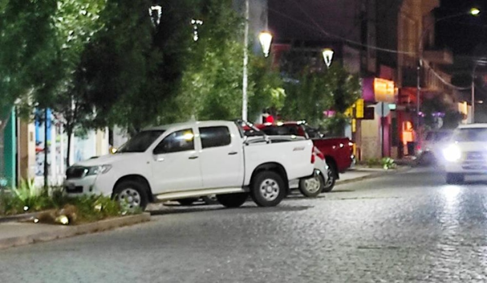 Las multas por estacionar en Mitre entre Sarmiento y Brandsen son el equivalente a 200 litros de nafta súper
