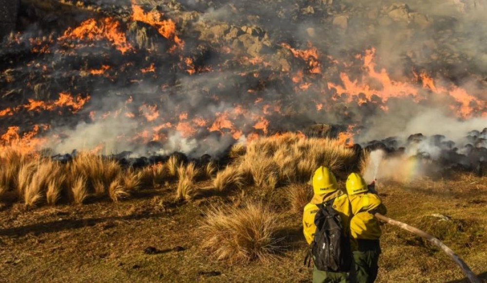 Bomberos Voluntarios y el pedido de concientización para prevenir incendios forestales
