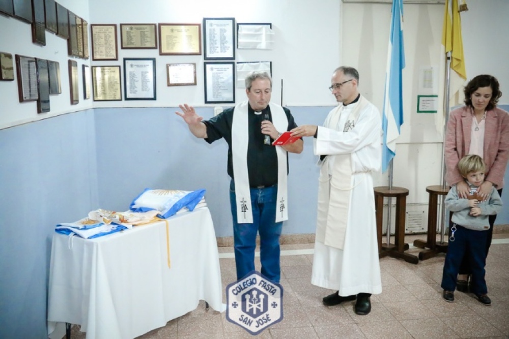 Reconocimientos a quienes transitaron durante los 25 años de Fasta en Coronel Suárez

