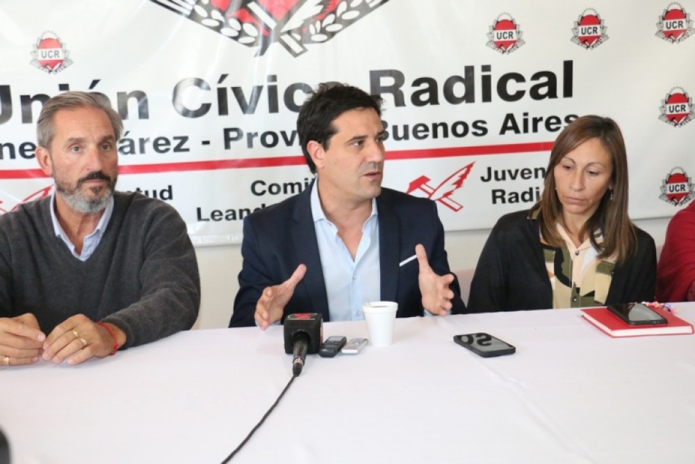 Maxi Abad visitó Suárez: lanzó su precandidatura a Gobernador y respaldó al precandidato a Intendente Ricardo Salvi
