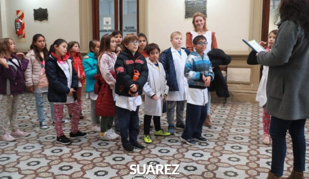 Alumnos de la Escuela 32 visitaron el Palacio Municipal y el Honorable Concejo Deliberante
