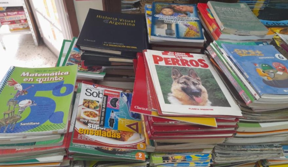 Material escolar de estudio gratuito en la Biblioteca Infantil
