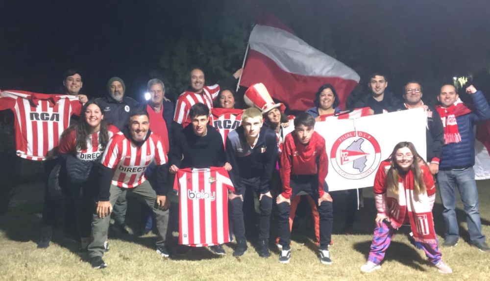 Estudiantes de La Plata campeón de la Copa de la Liga: el festejo en Suárez