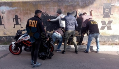 Detuvieron a dos huanguelenses en Bolivar con una moto de alta cilindrada robada

