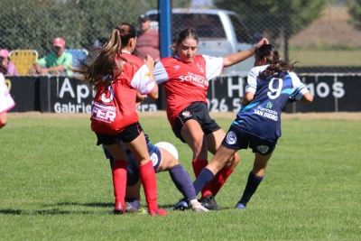 Llega la fecha 12 en el fútbol femenino de la Liga Regional